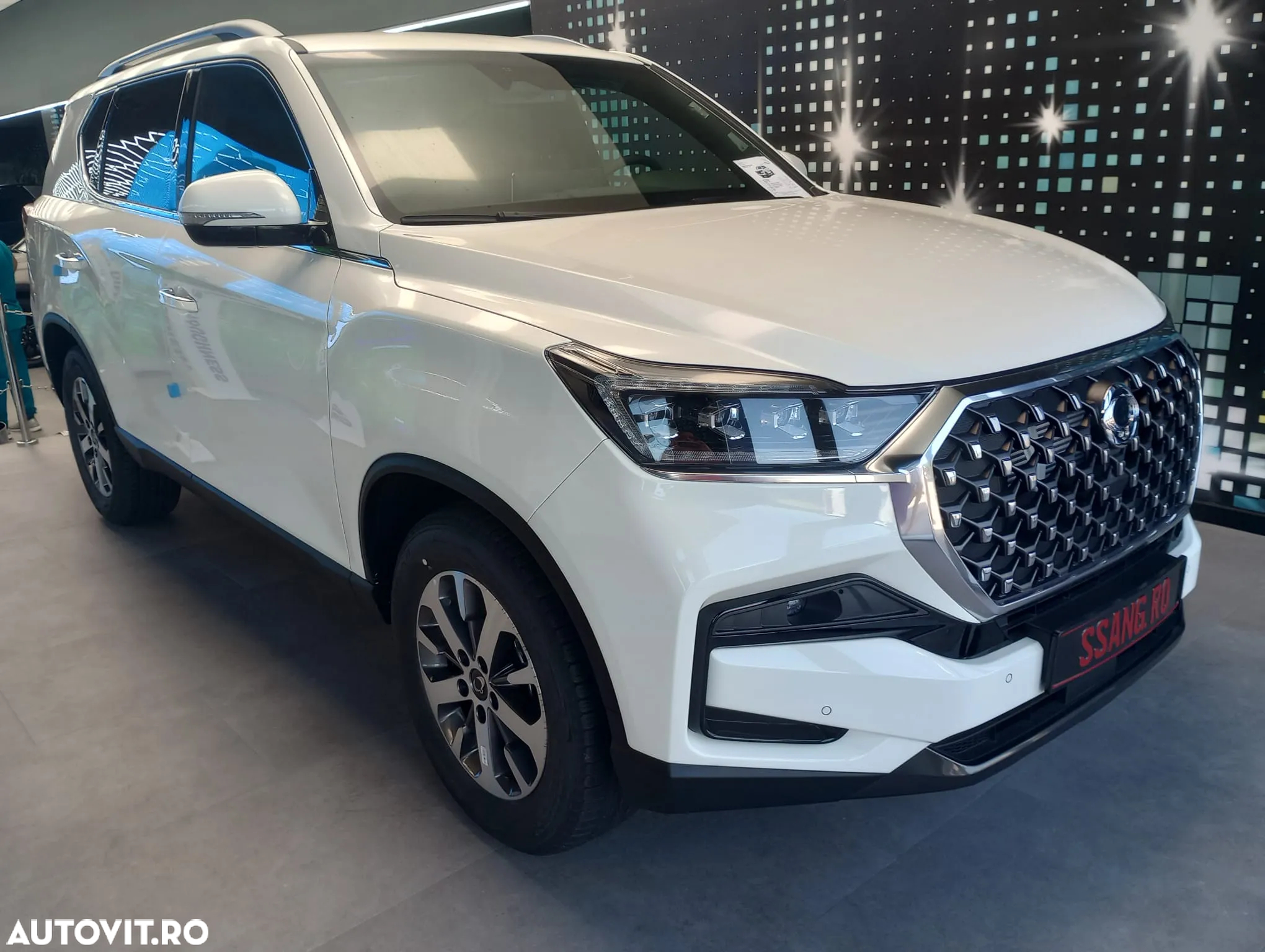 SsangYong REXTON G4 2.2 e-XDI 2WD Club - 4