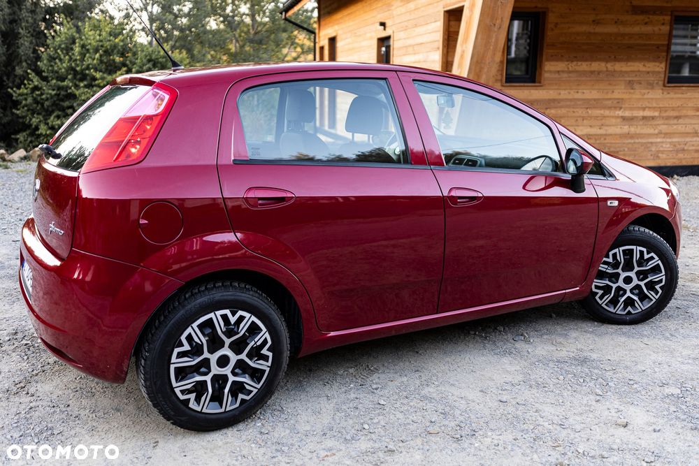 Fiat Grande Punto - 4