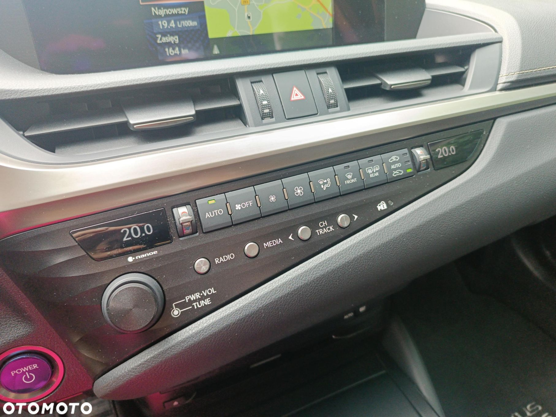 Lexus ES - 18