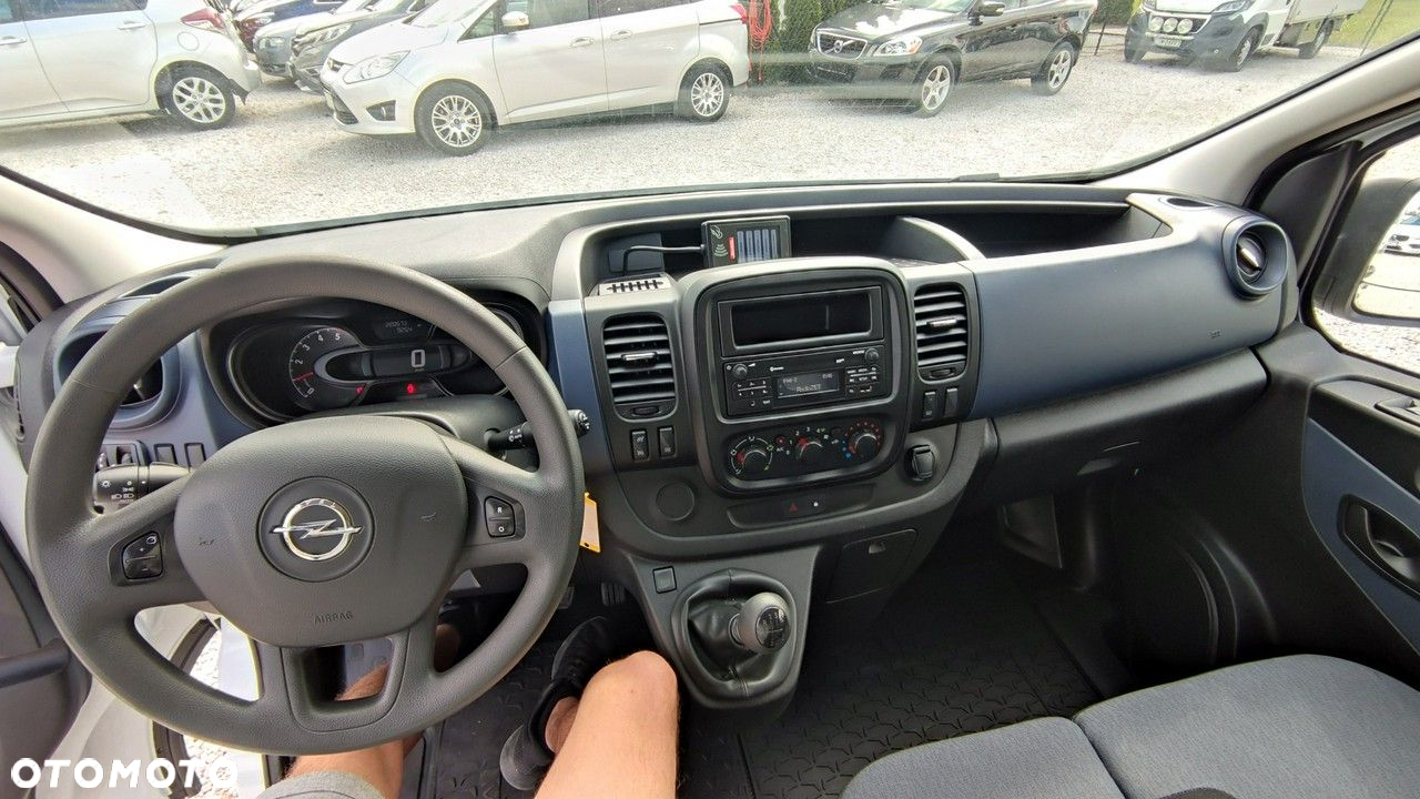 Opel Vivaro - 5