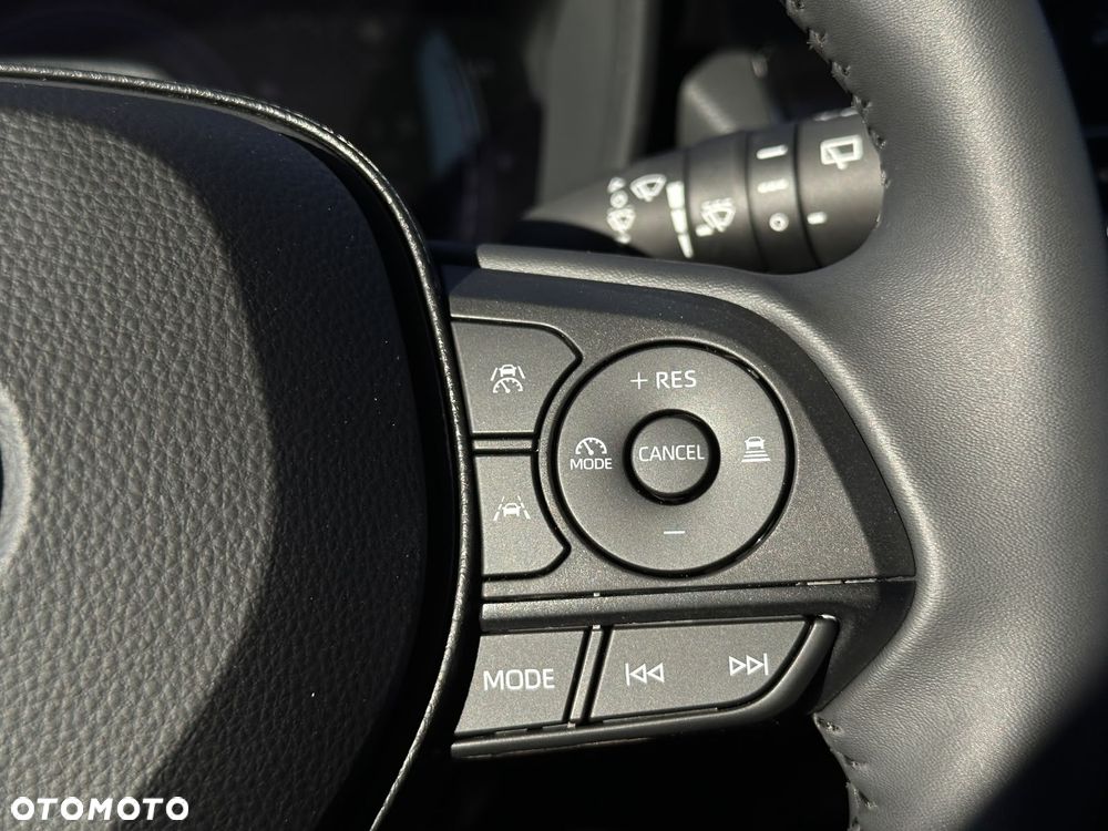 Toyota Corolla - 10