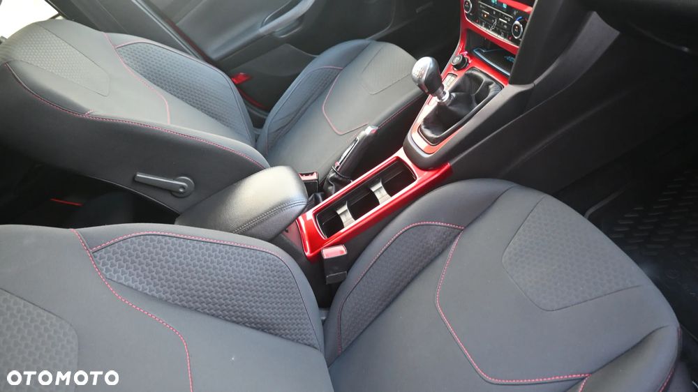 Ford Focus 2.0 TDCi ST-Line Red ASS - 39