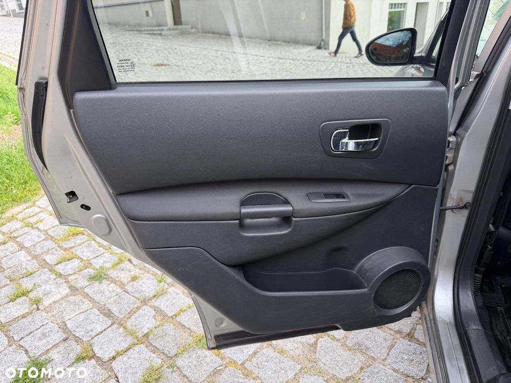 Nissan Qashqai+2 2.0 dCi DPF tekna - 35