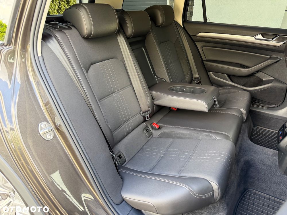 Volkswagen Passat 2.0 TDI SCR (BlueMotion Tech) 4Mot DSG Highline - 27