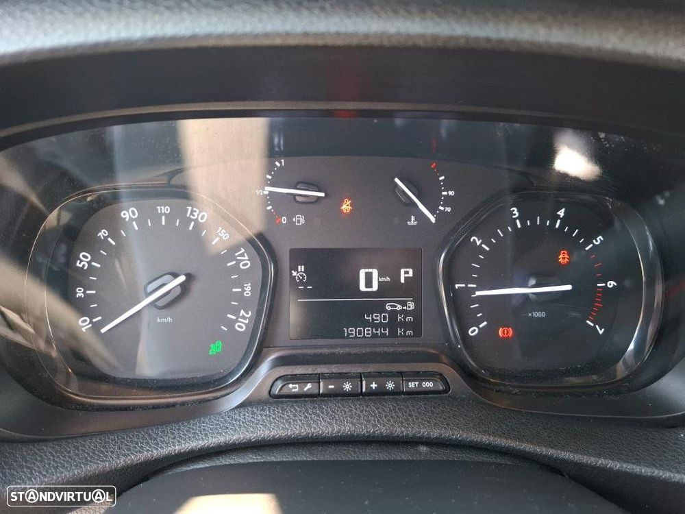 Peugeot Expert Urban - 7