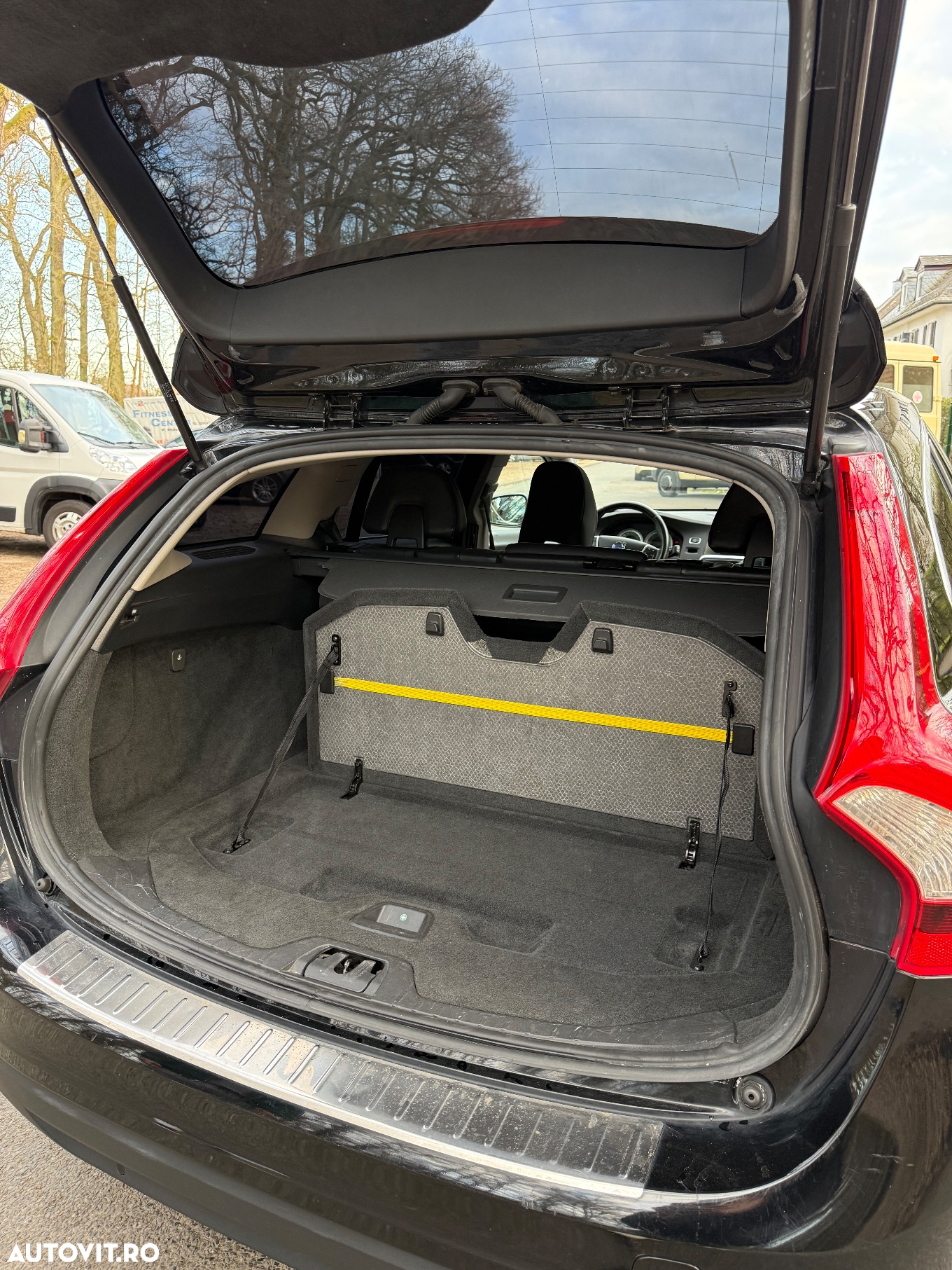 Volvo V60 D5 Start-Stop Summum - 15