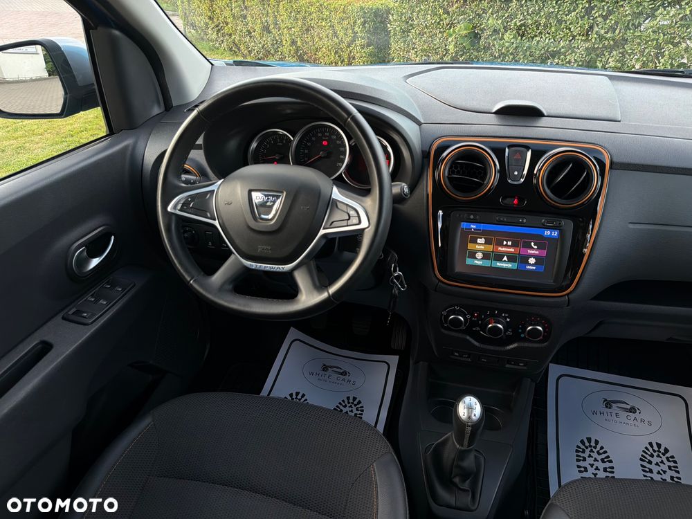 Dacia Lodgy TCe 115 Stepway - 34
