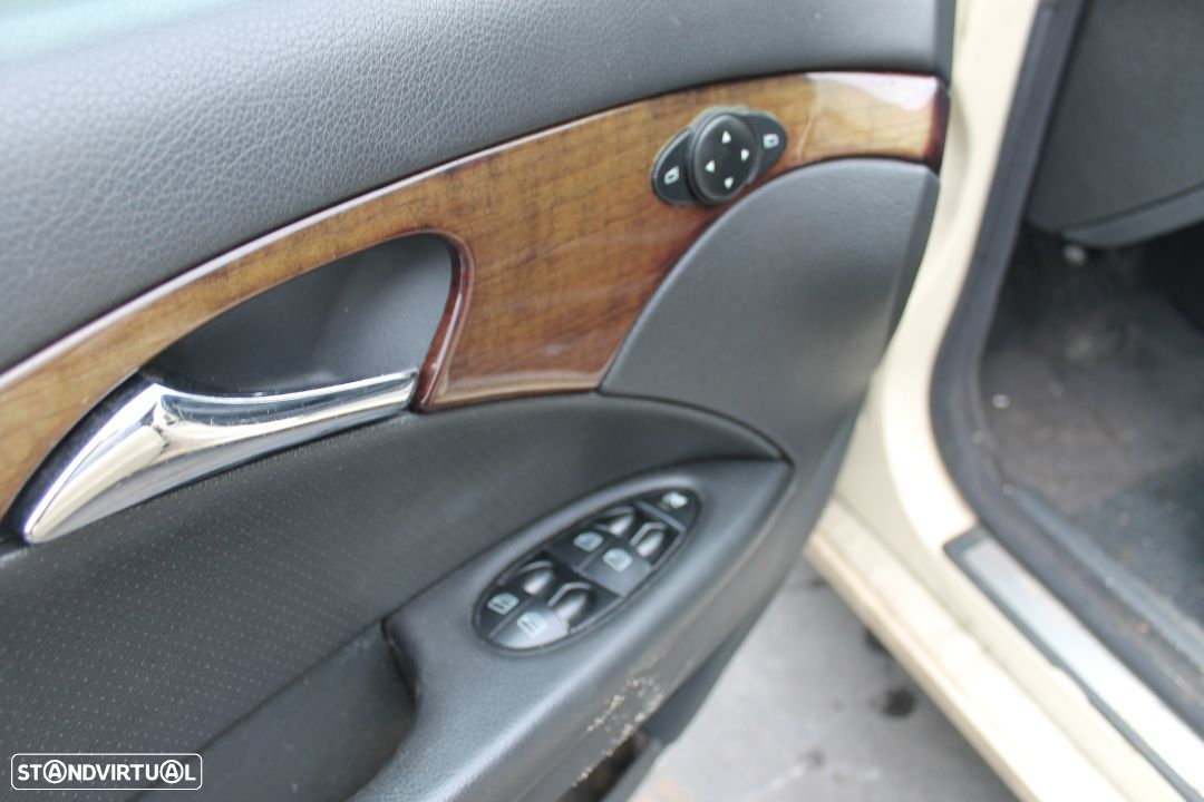 Mercedes Classe E W211 de 2004 - 10