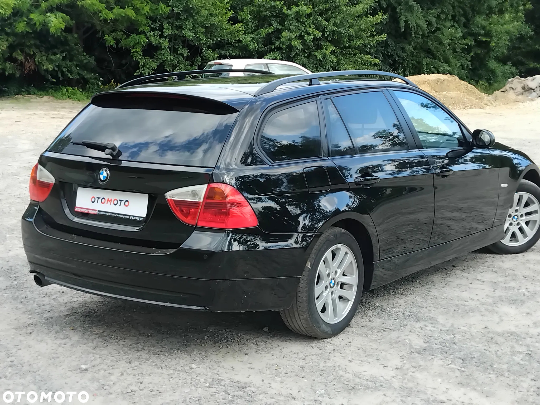 BMW Seria 3 318d - 32