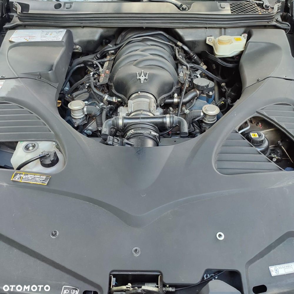 Maserati Quattroporte - 14