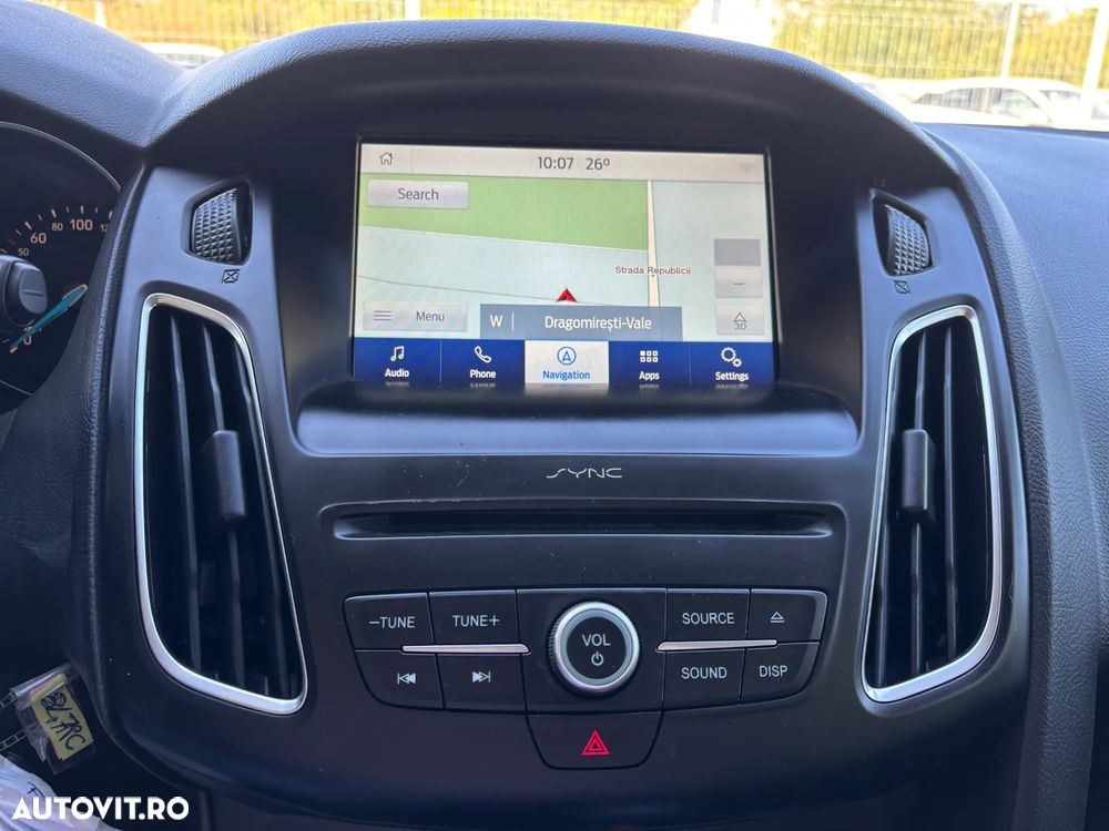 Ford Focus - 19