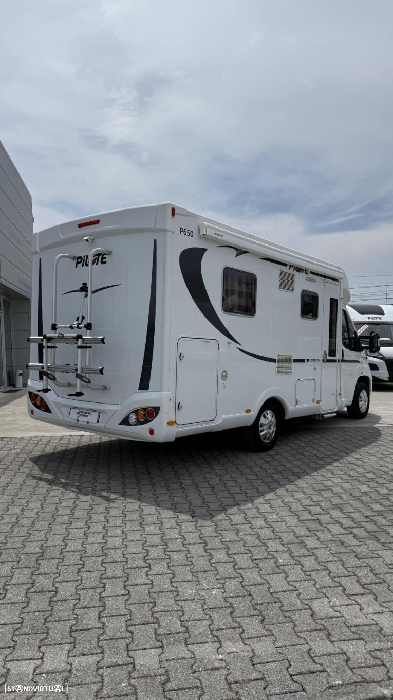Pilote Essential P650 Cama Central - 57