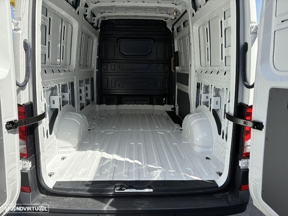 VW Crafter Kombi 19- 35 2.0 TDI L3H3 NET 3L - 9
