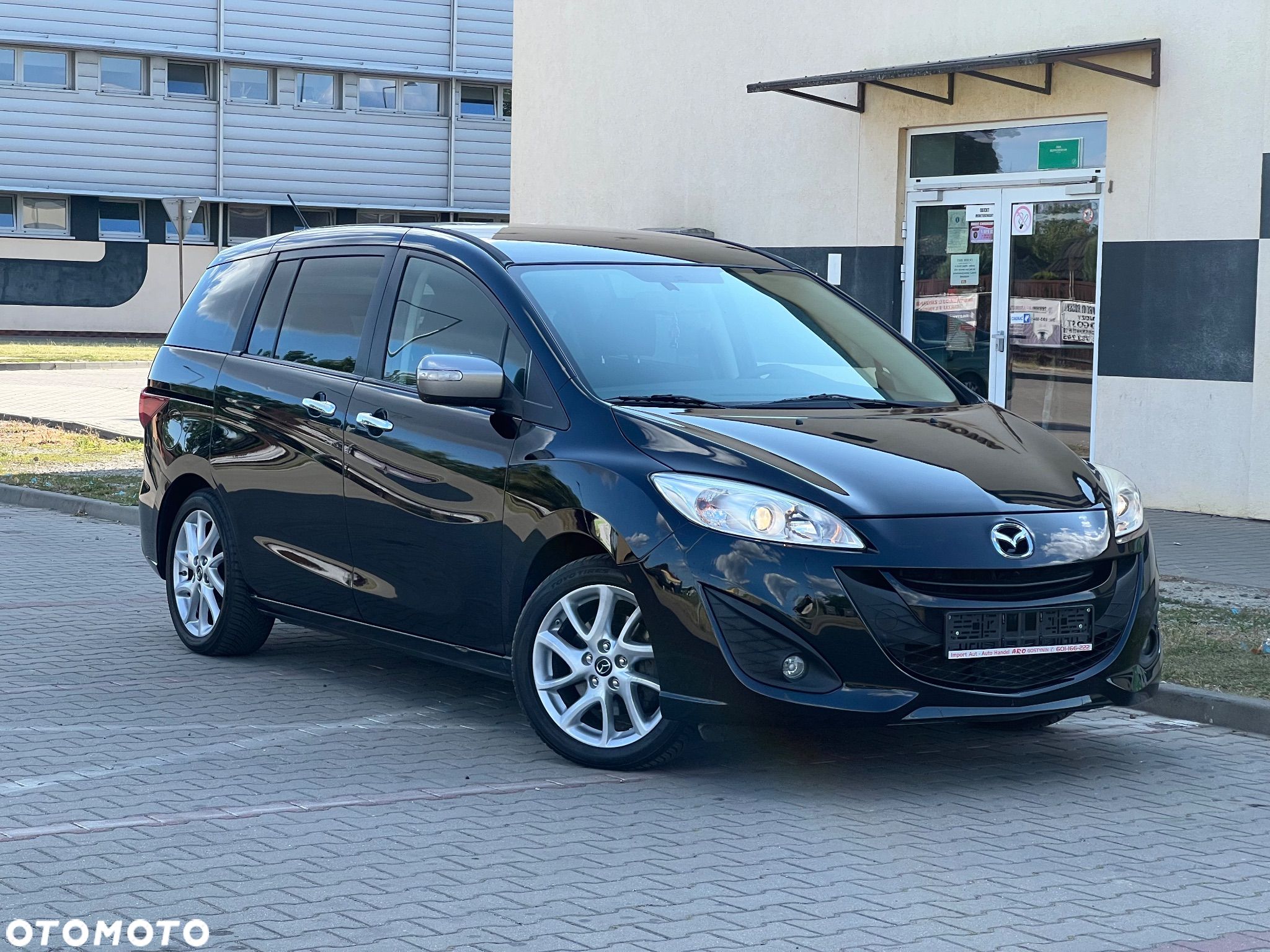 Mazda 5 1.8 Exclusive + - 1