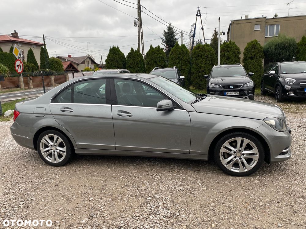 Mercedes-Benz Klasa C 180 (BlueEFFICIENCY) Avantgarde - 16