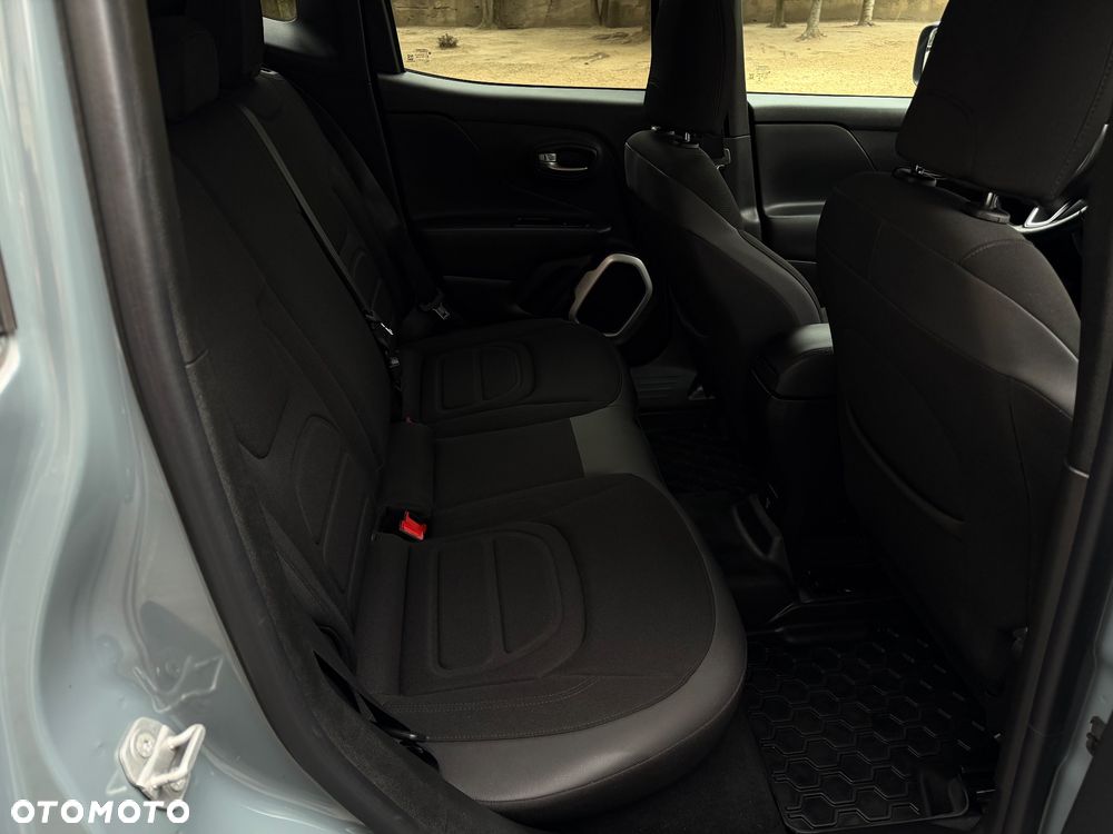 Jeep Renegade 1.4 MultiAir Limited - 22