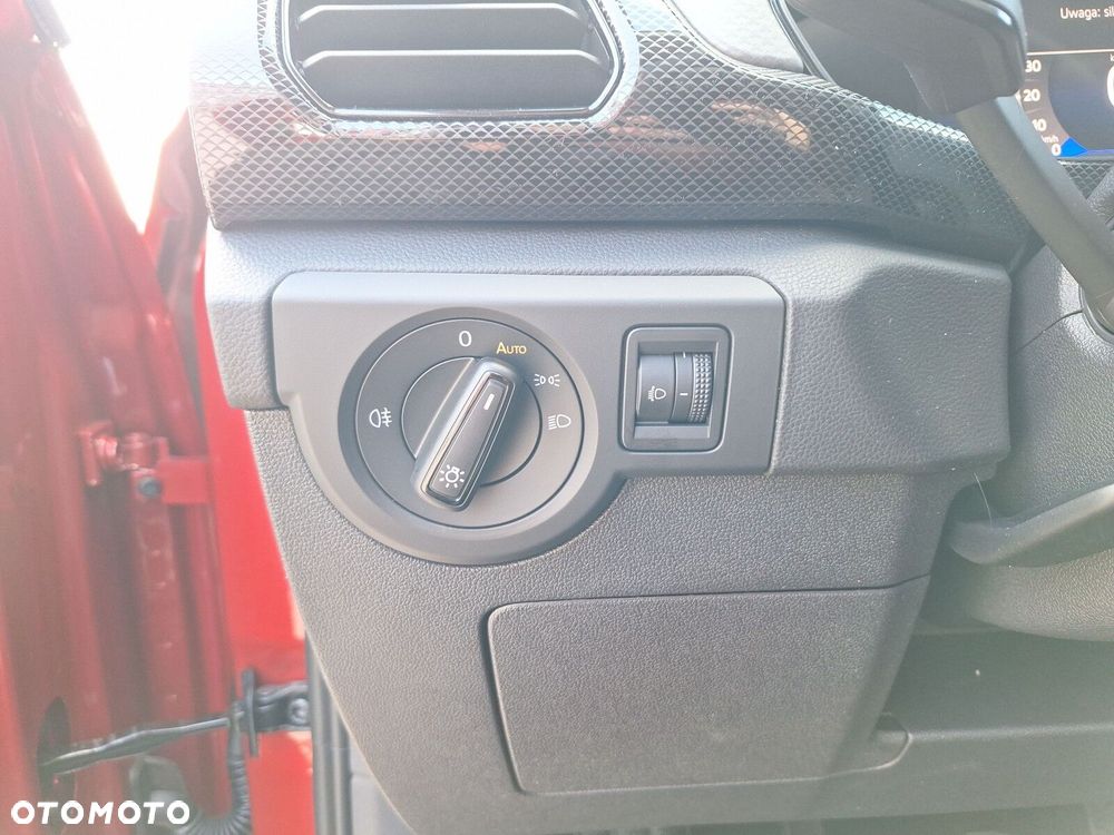 Volkswagen T-Cross - 21