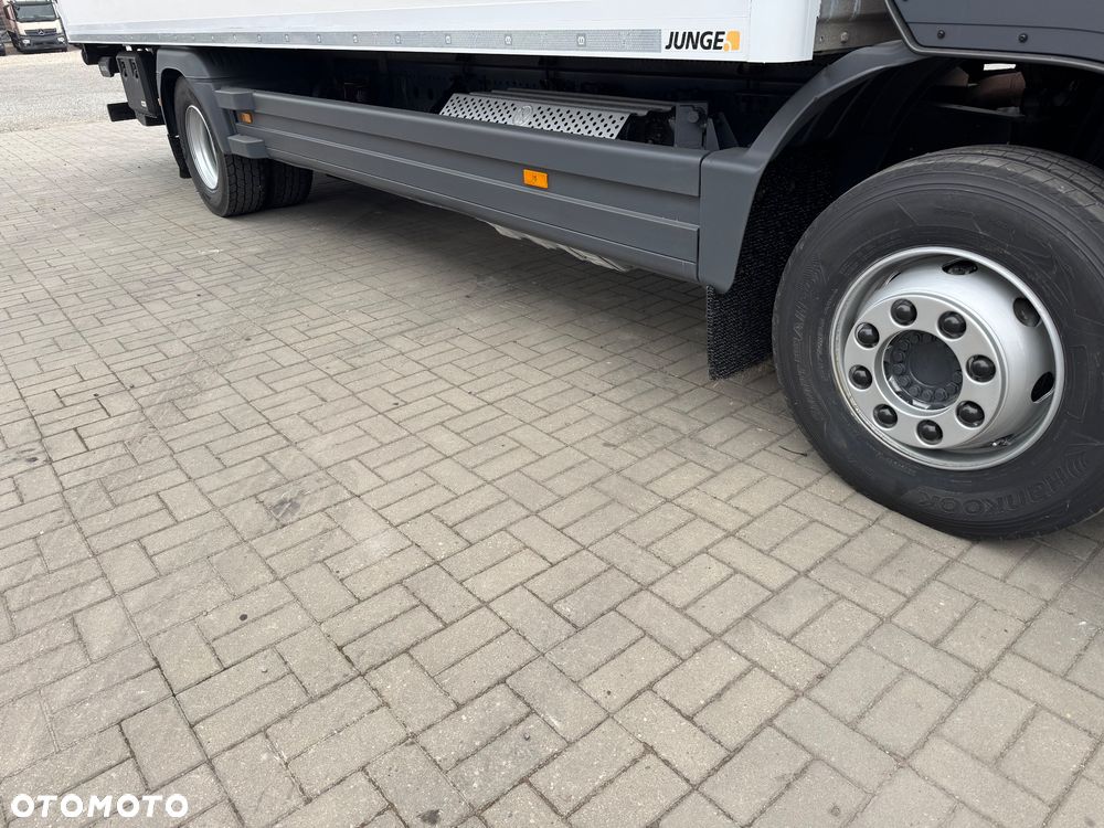 Mercedes-Benz ATEGO - 27