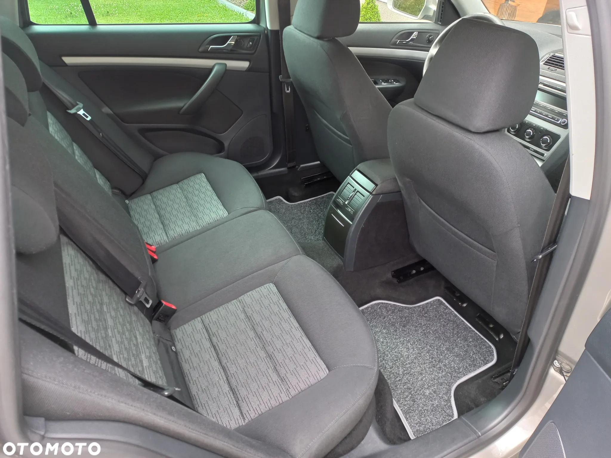 Skoda Octavia 1.4 TSI Ambiente - 8