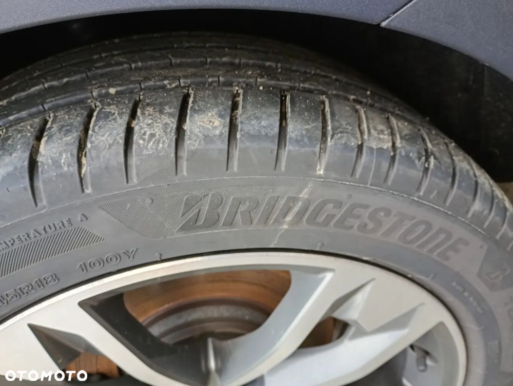 Audi A4 Allroad - 11