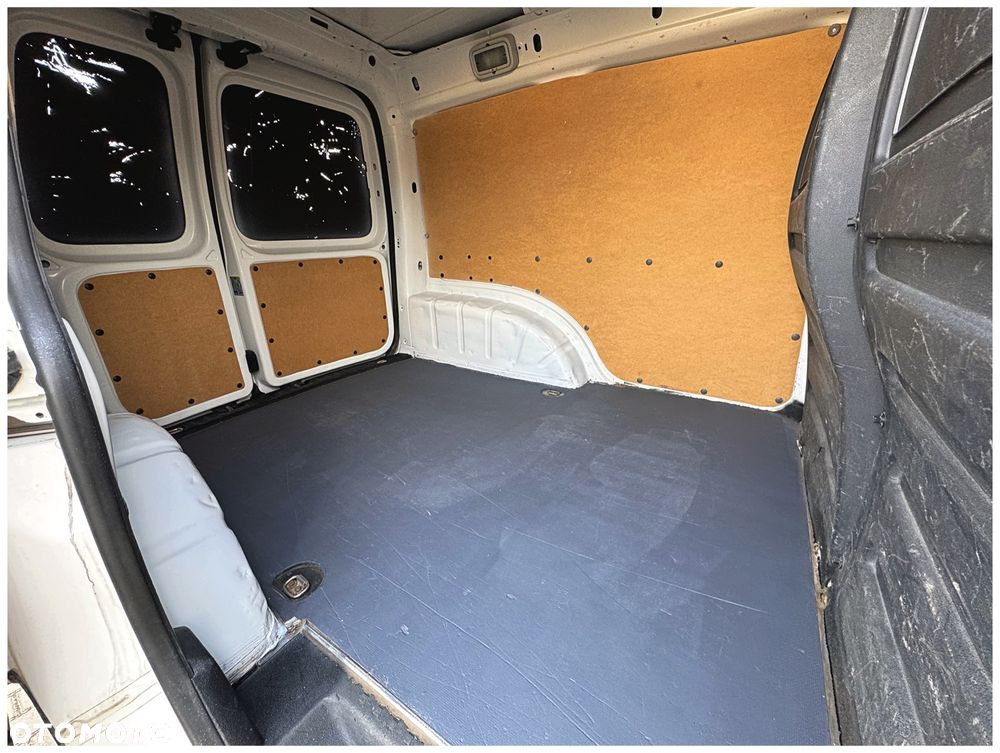 Volkswagen CADDY - 10