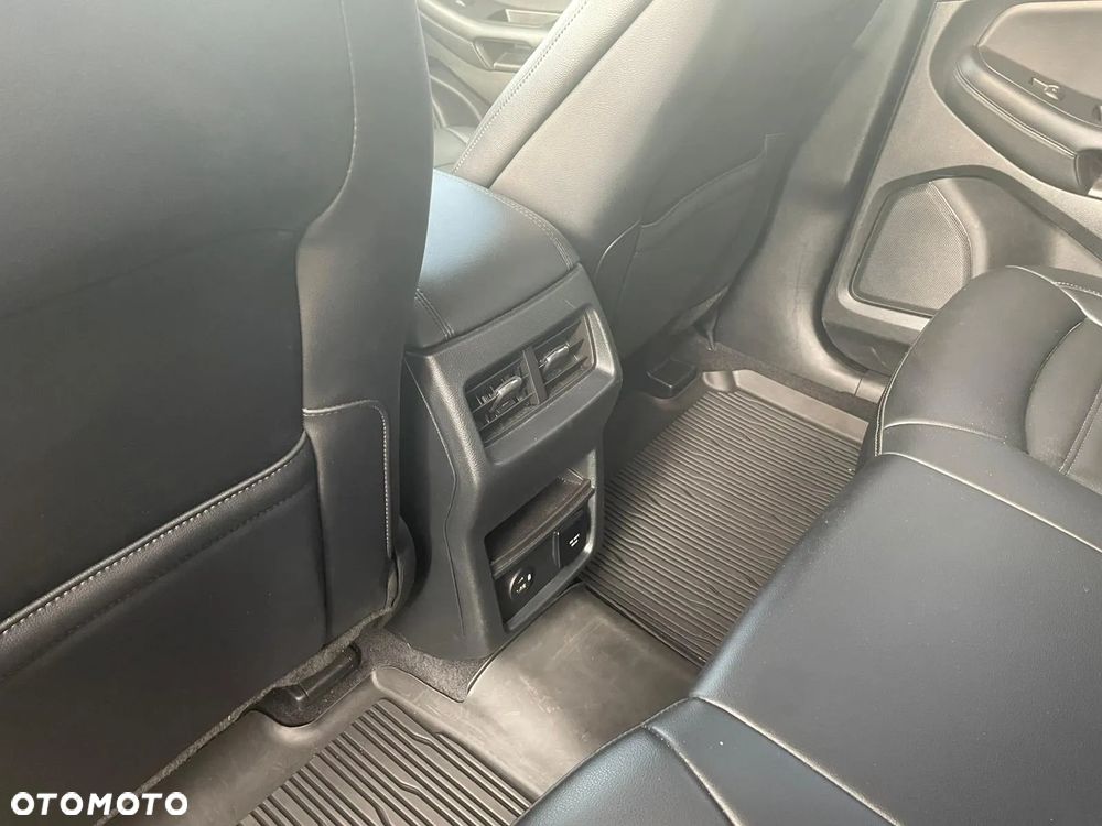 Ford Edge - 14