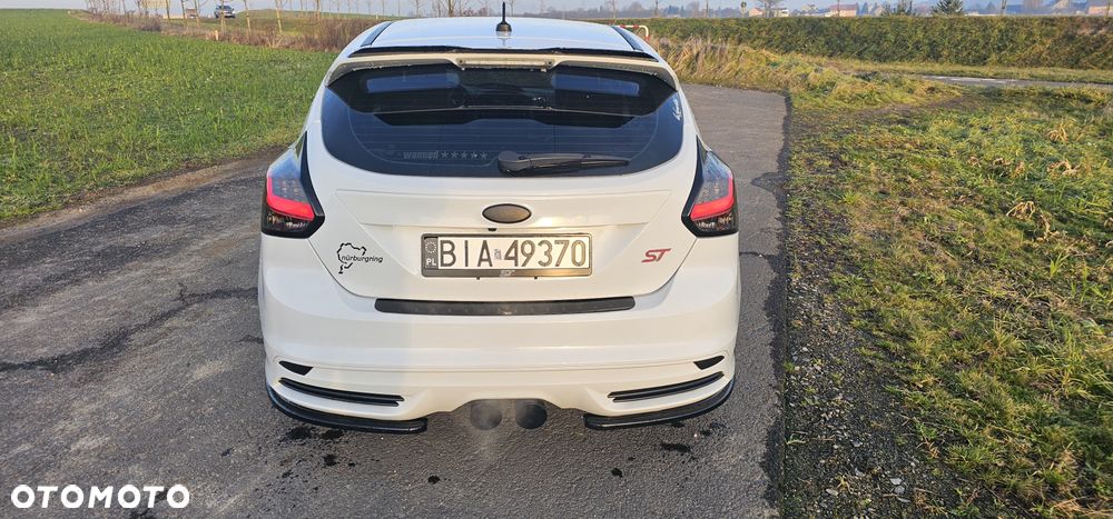 Ford Focus 2.0 EcoBoost ST - 3