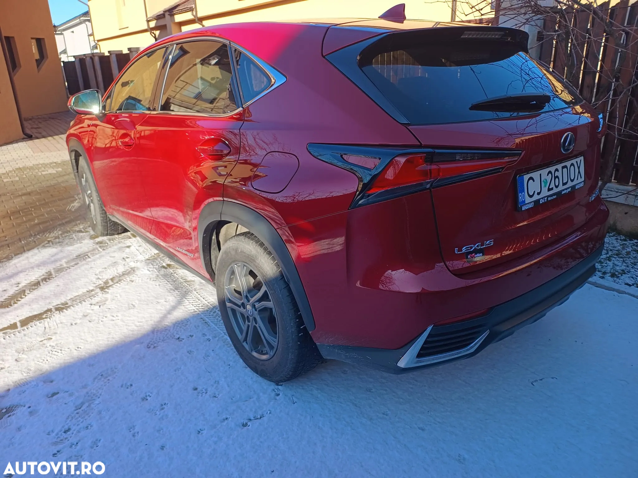 Lexus Seria NX - 27