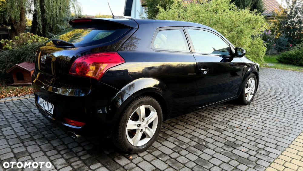 Kia Ceed 1.4 Comfort + - 6