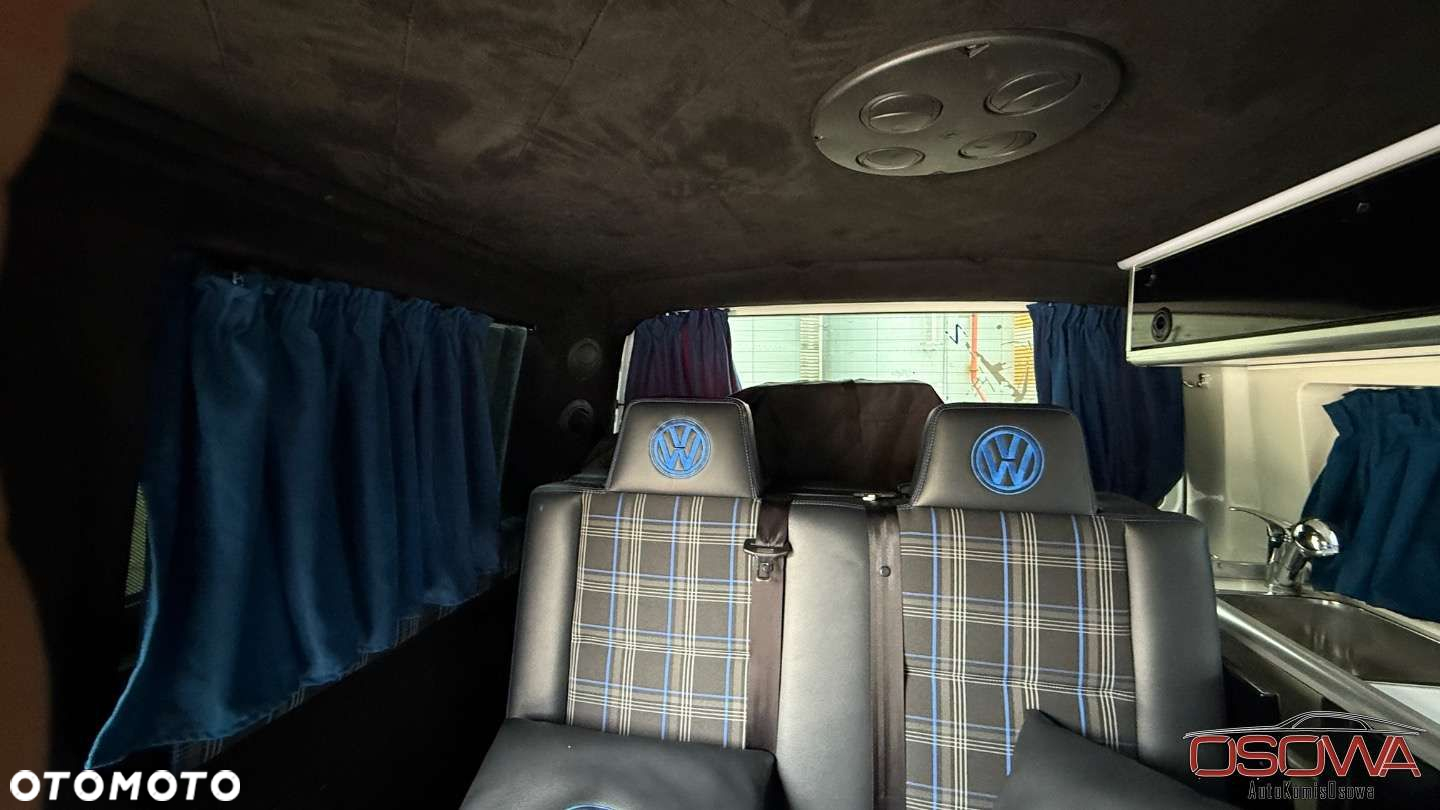 Volkswagen Multivan - 27