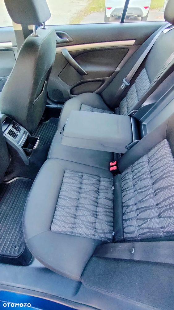 Skoda Octavia 2.0 TDI Ambiente - 23