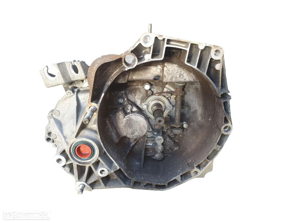 CAIXA DE VELOCIDADES LANCIA MUSA 184 - 1