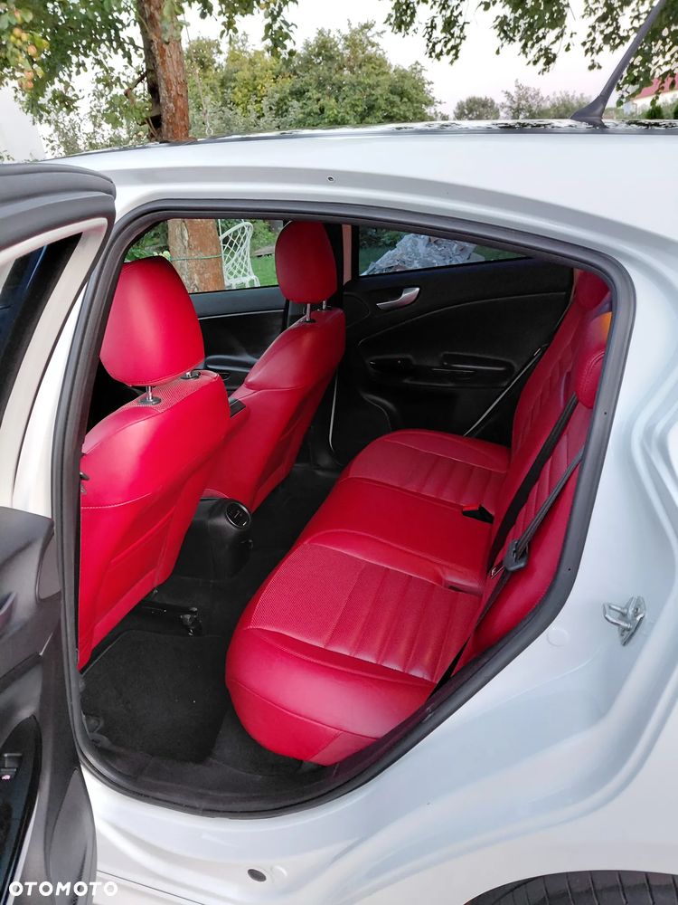 Alfa Romeo Giulietta 1.4 TB 16V Multiair - 3