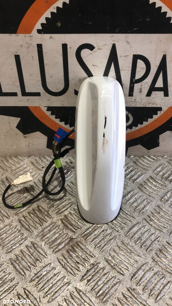 antena GPS radio PAU CHRYSLER PACIFICA 2016-