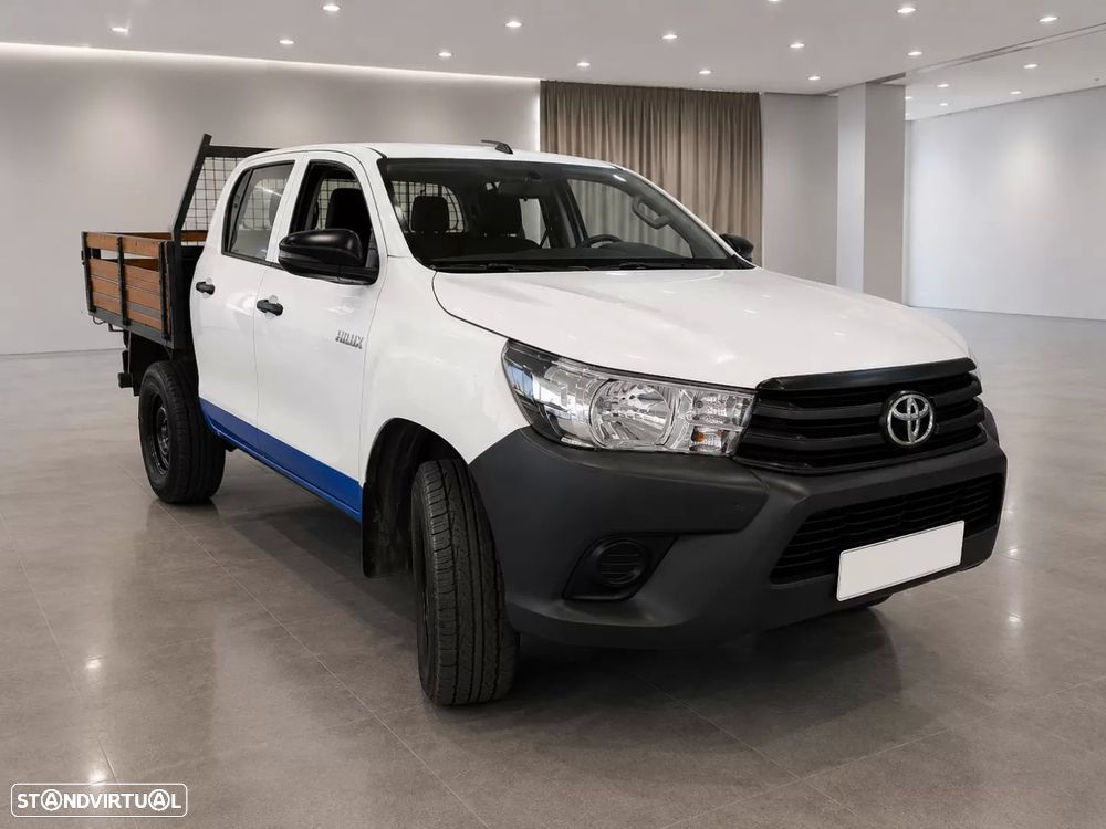 Toyota Hilux 2.4 D-4D 4WD CD CM - 1