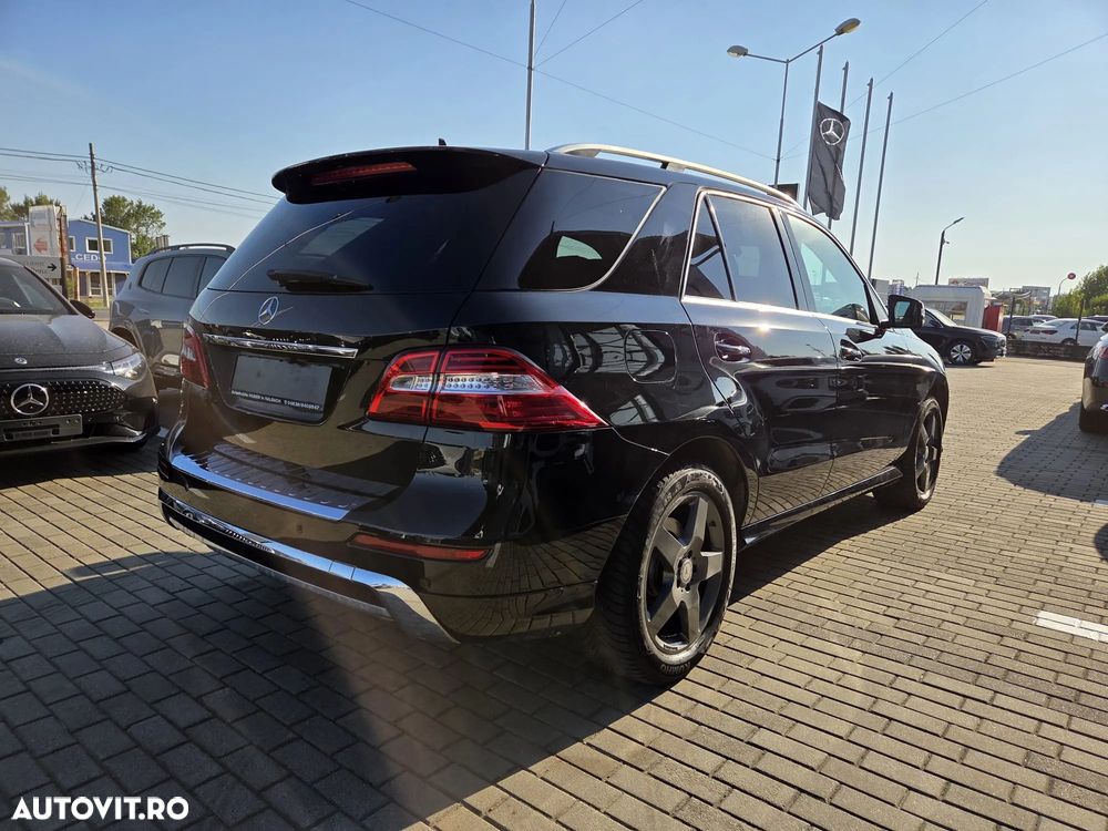 Mercedes-Benz ML 250 BlueTEC 4MATIC 7G-TRONIC - 7