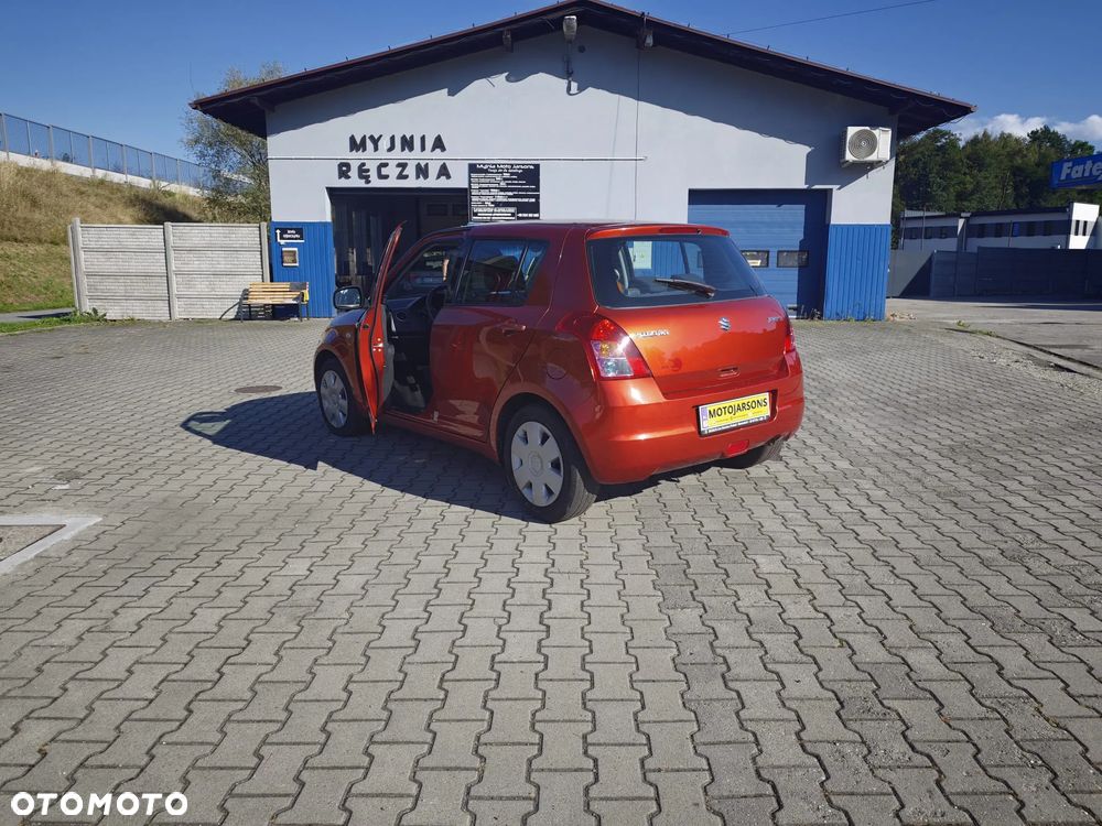 Suzuki Swift - 9