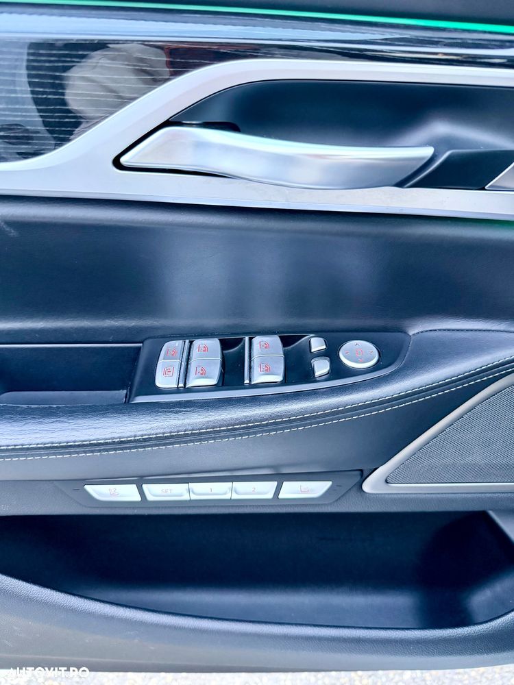 BMW Seria 7 740d xDrive - 15