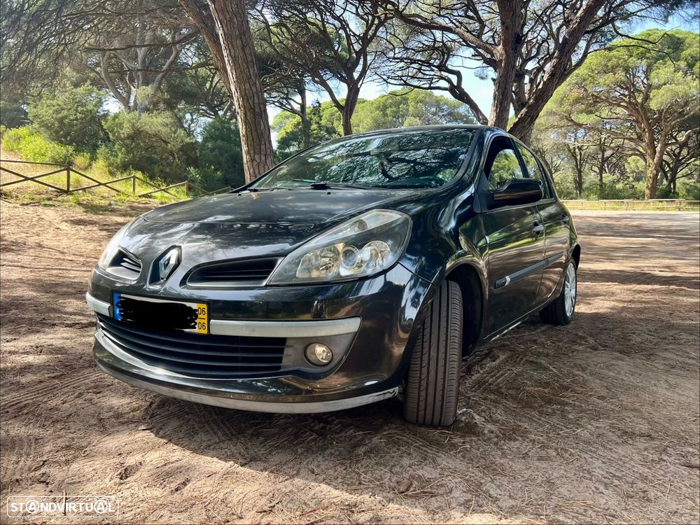 Renault Clio 1.5 dCi Dynamique S - 16