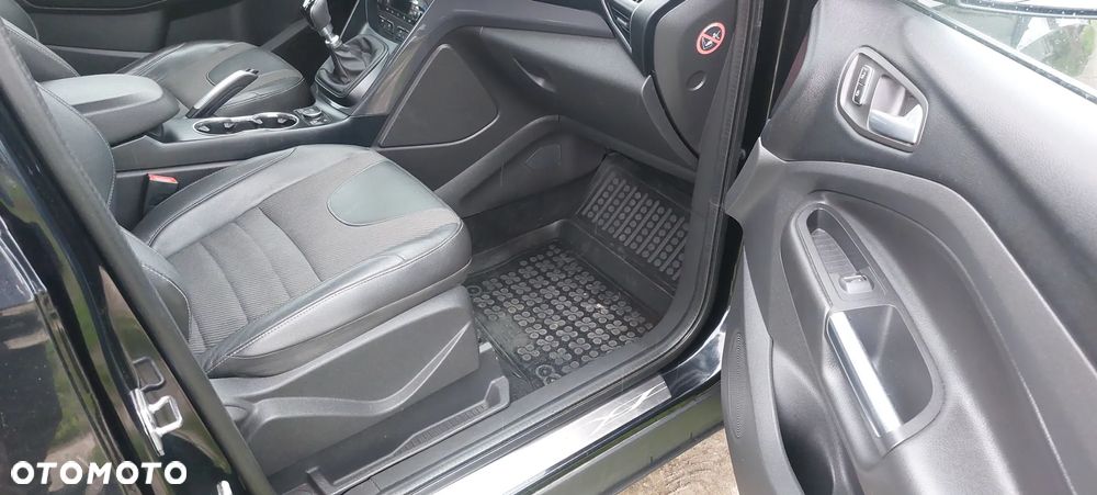 Ford Kuga 2.0 TDCi Individual - 18