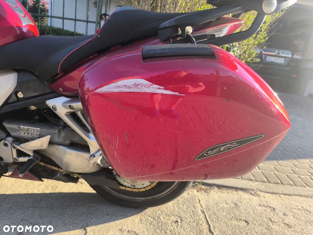 Honda VFR - 5