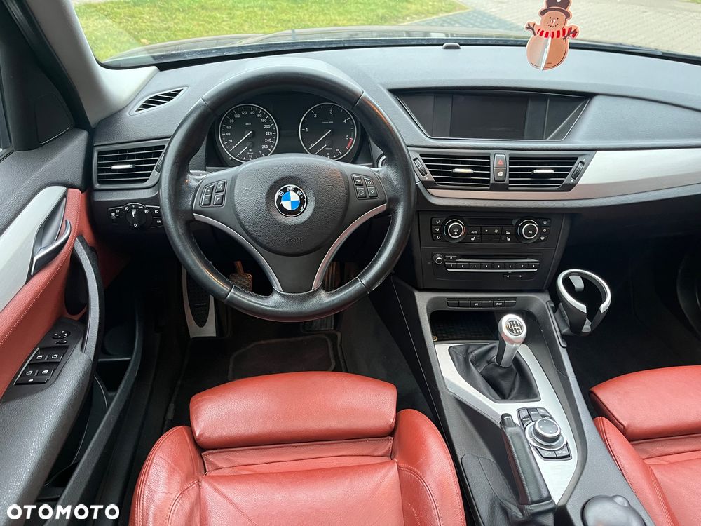 BMW X1 sDrive20d - 9