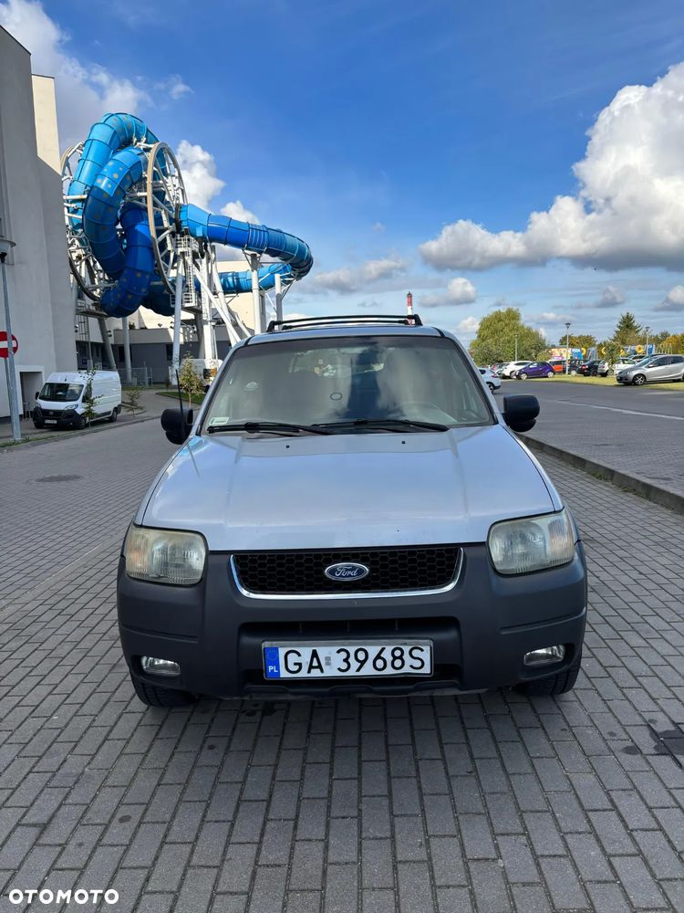 Ford Escape 3.0 XLS 4WD - 5