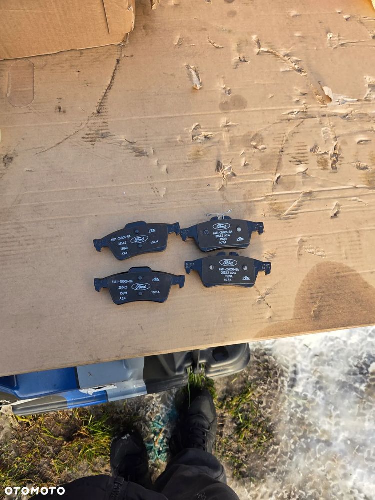 Klocki hamulcowe tył tylne Ford C-Max II 1805813 AV61-2M008-BA - 3