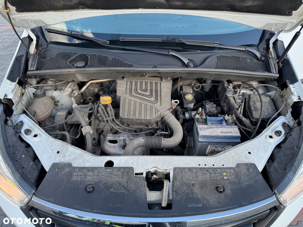 Dacia Lodgy 1.6 Laureate - 9