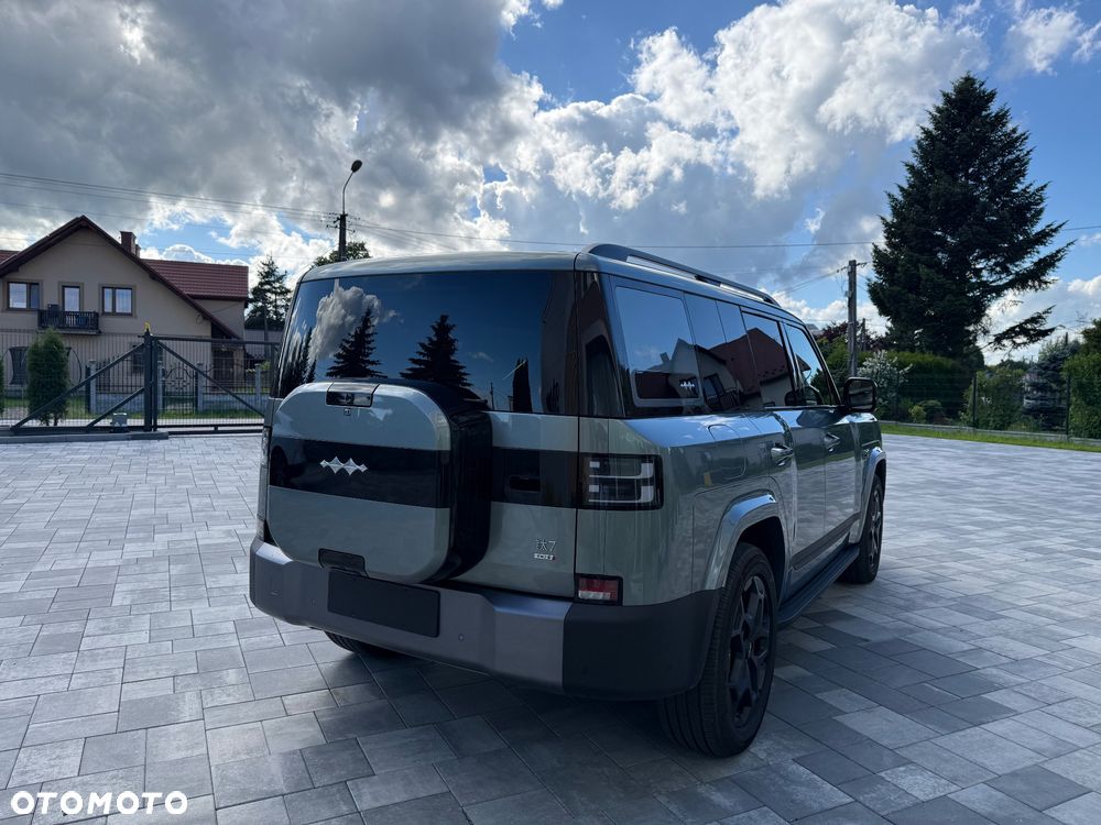 BYD Leopard 7 - 10