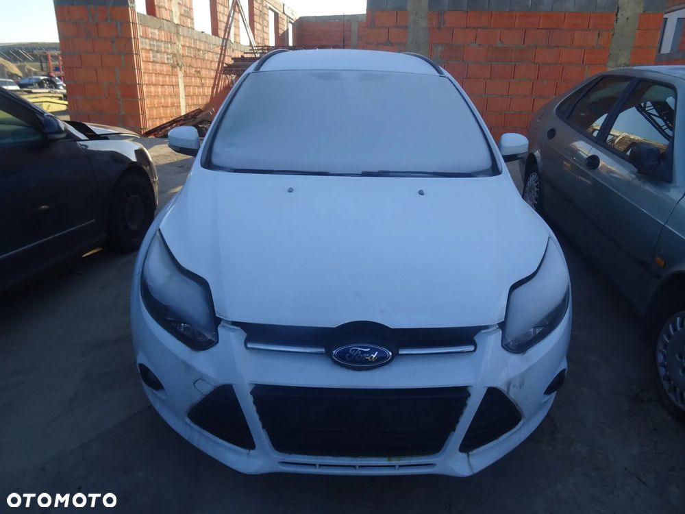 Ford Focus MK3 Lakier(5B) na części maska zderzak klapa błotnik drzwi - 1