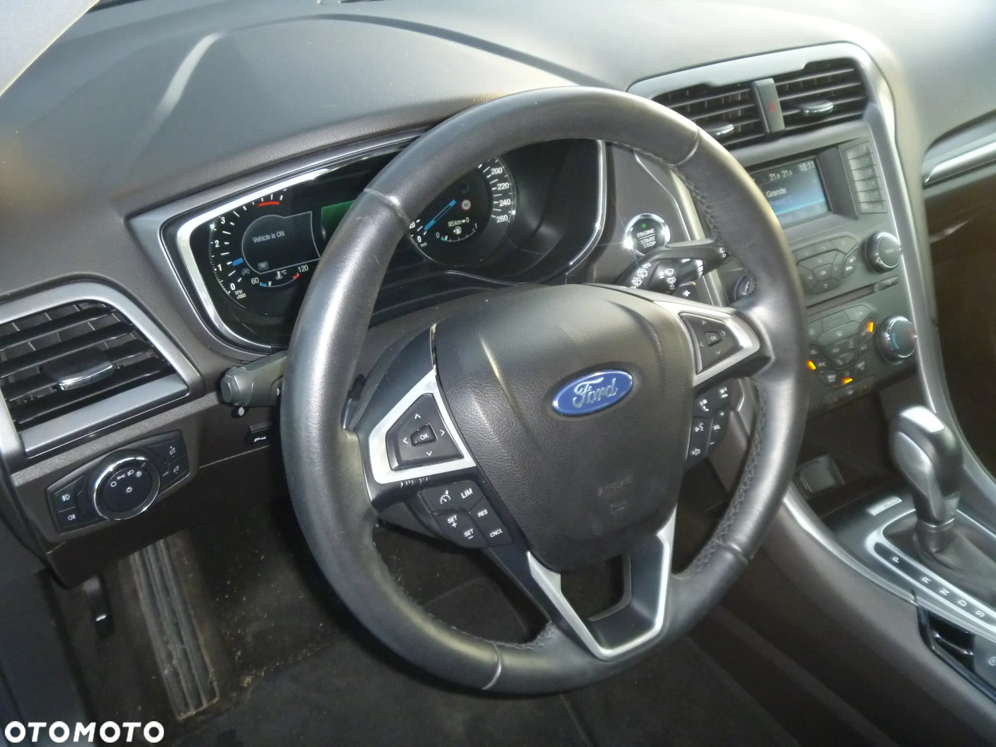 Ford Mondeo 2.0 TDCi Titanium PowerShift - 19