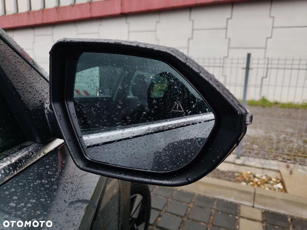 Hyundai Kona - 11