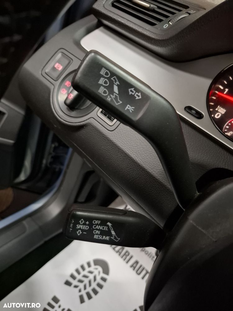 Volkswagen Passat 2.0 TDI BlueMotion Technology DPF Comfortline - 11